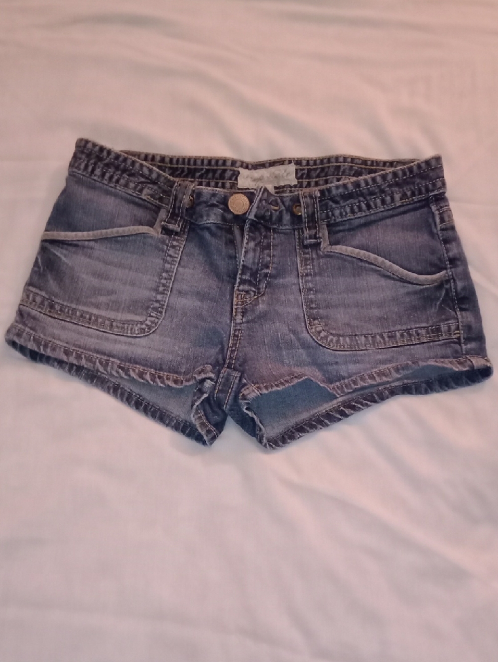 Aeropostale Women's Light Blue Denim Cutoff Shorts